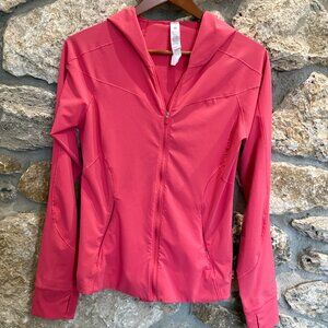 Lululemon Mist Over Windbreaker color Raspberry Coulis size 6